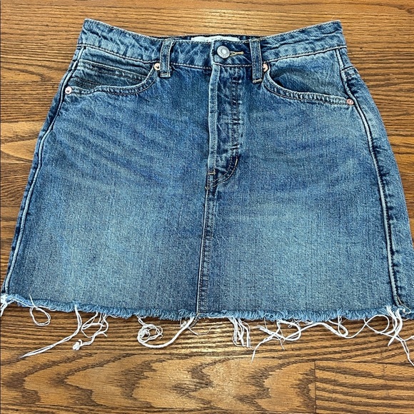 We The Free Dresses & Skirts - We The Free Denim Skirt Women’s 25 Blue Frayed Mini Distressed Festival